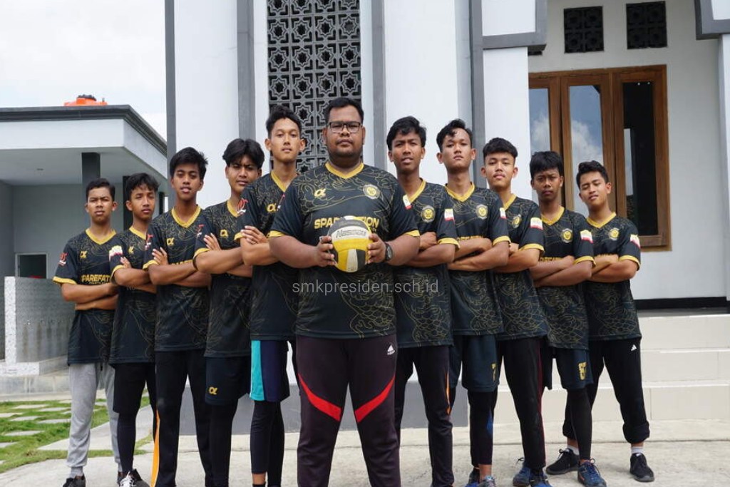 CARI KERINGAT PAGI DENGAN MAI BOLA VOLY