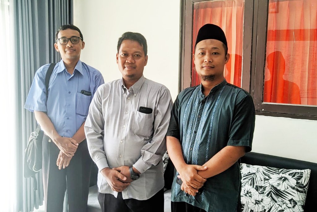 STIKES Surga Berkunjung ke SMK Presiden. Ada apakah