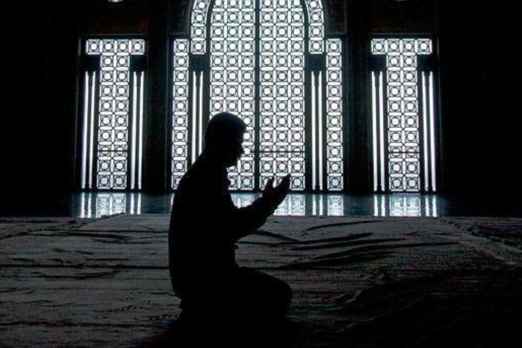 DOA RAMADHAN YANG DI AJARKAN OLEH RASULULLAH