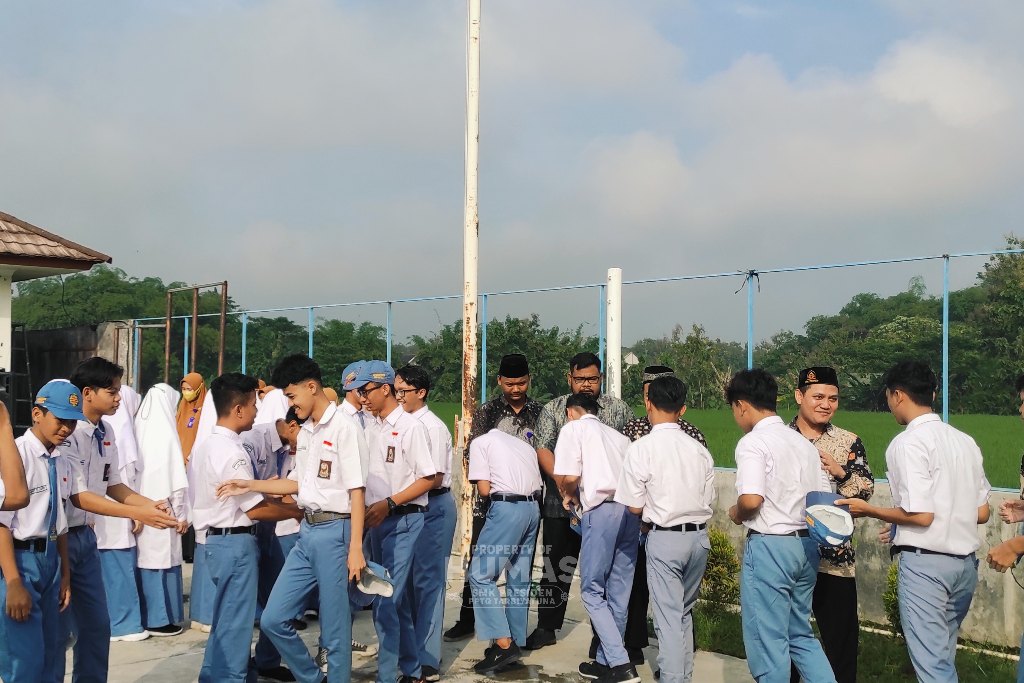 APEL PAGI DAN HALAL BIHALAL KELUARGA SMK PRESIDEN