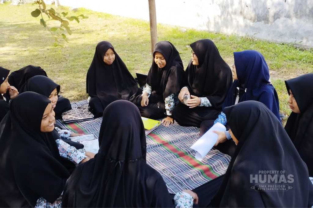 ENGLISH CLUB SMK PRESIDEN