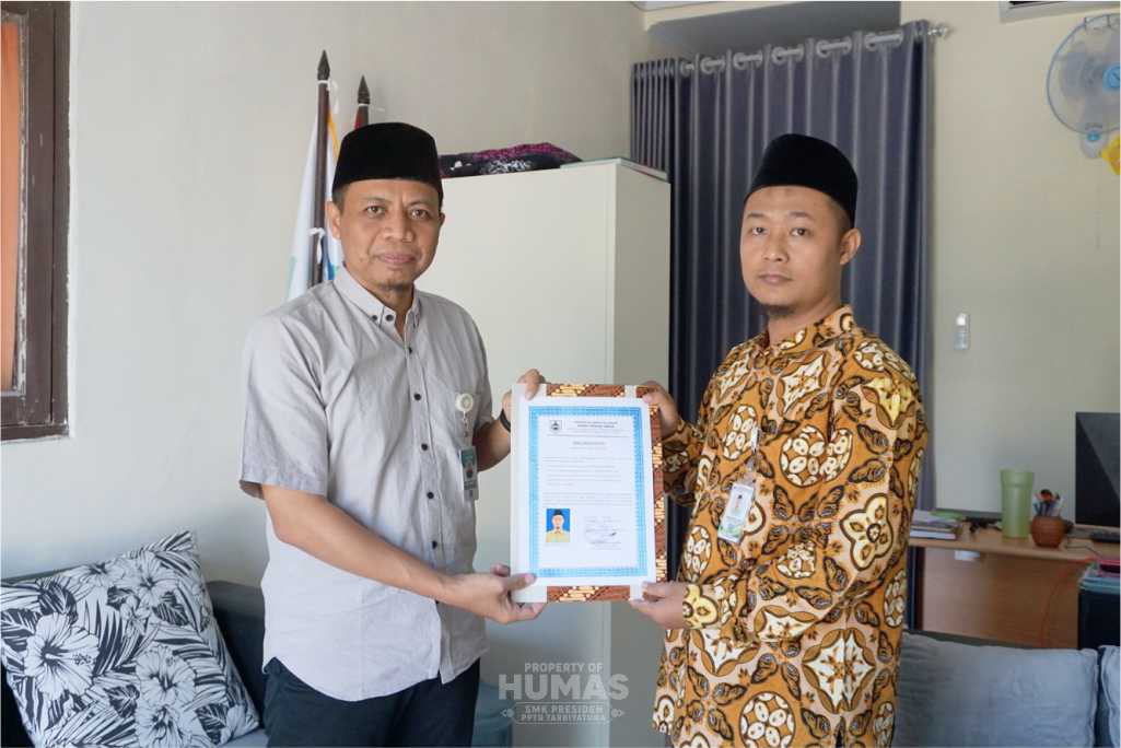 TERBITNYA SURAT TANDA DAFTAR KANTOR BKK SMK PRESIDEN OLEH DISNAKER KABUPATEN SRAGEN