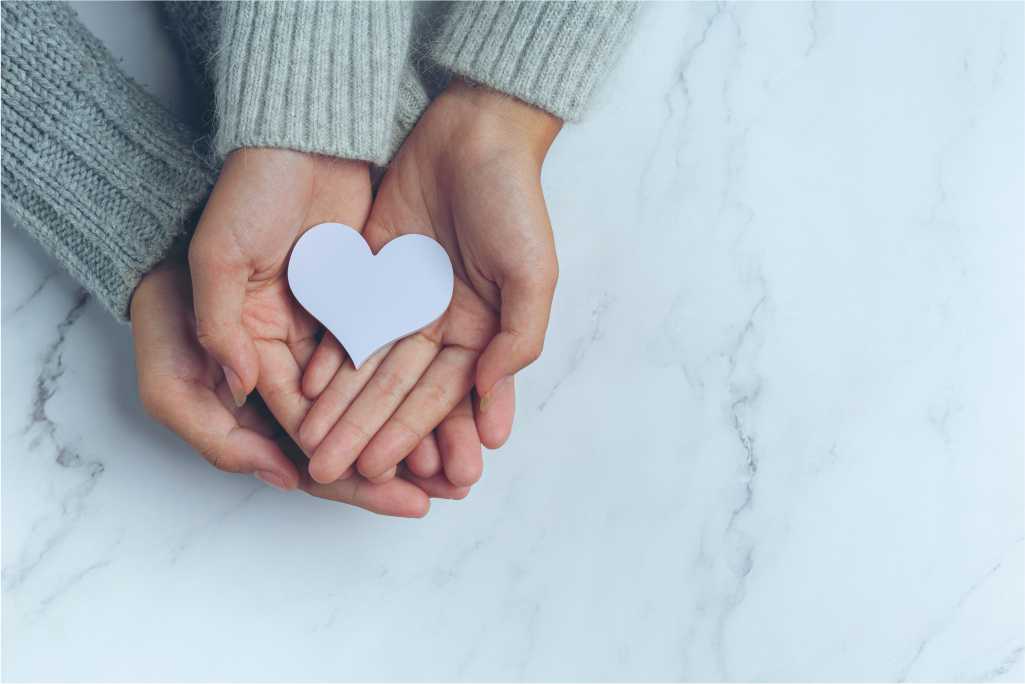 TAK SEMPURNA IMAN APABILA BELUM MENCINTAI SAUDARANYA