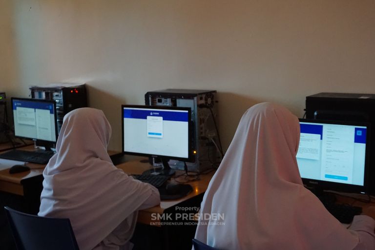 Kemajuan Teknologi di Abad 21 Tren, Tantangan, dan Peluang Masa Depan