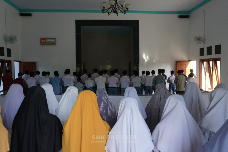 Kiat Pesantren Membentuk Generasi Tangguh dan Mandiri Strategi Efektif Pendidikan Karakter